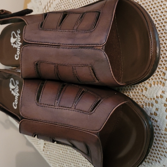 NIB I Love Comfort sandals - Picture 3 of 7